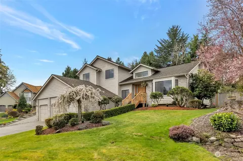 32905 46th Ct SW, Federal Way, WA 98023