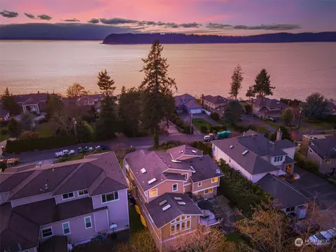 10601 Marine View Dr, Mukilteo, WA 98275