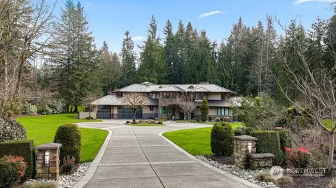 14040 221st Ave NE, Woodinville, WA 98077