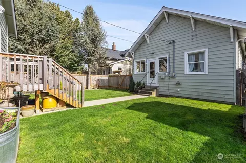 Exterior - 3706 Wetmore Ave, Everett, WA 98201 photo 4 of 8
