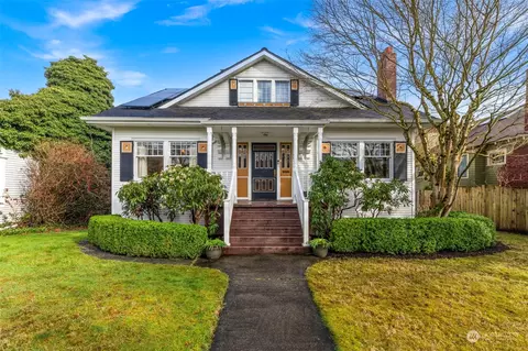 1009 Colby Ave, Everett, WA 98201