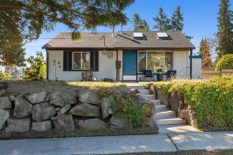 5202 232nd St SW, Mountlake Terrace, WA 98043