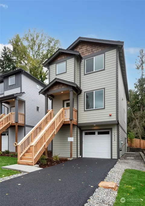 1039 S 115th St, Burien, WA 98168