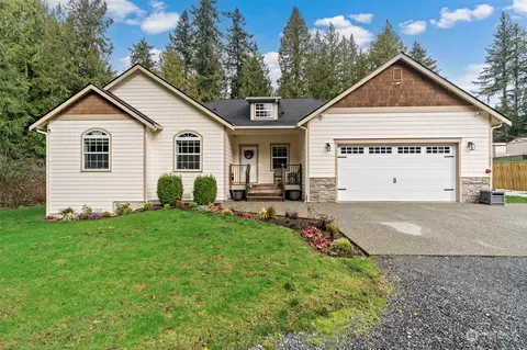 6127 140th St NW, Stanwood, WA 98292