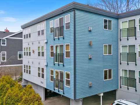 1122 10th Ave E #103, Seattle, WA 98102 photo 2