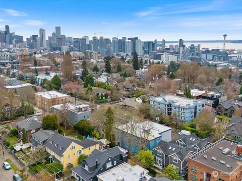 1122 10th Ave E #103, Seattle, WA 98102 photo 26