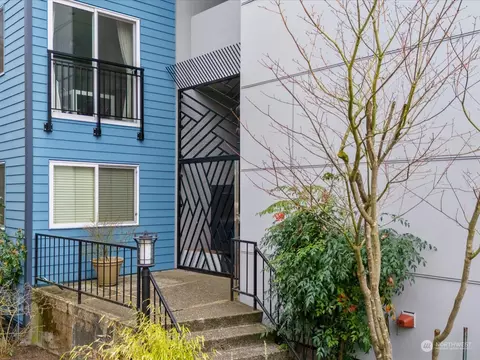 1122 10th Ave E #103, Seattle, WA 98102 photo 3