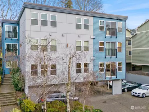 1122 10th Ave E #103, Seattle, WA 98102