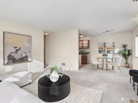 1122 10th Ave E #103, Seattle, WA 98102 photo 11