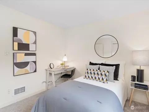 1122 10th Ave E #103, Seattle, WA 98102 photo 19
