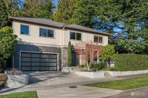 4308 NE 58th St, Seattle, WA 98105