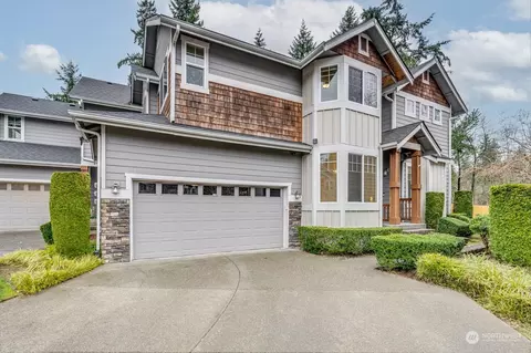 Exterior - 7510 Broadway #14, Everett, WA 98203 photo 2 of 8