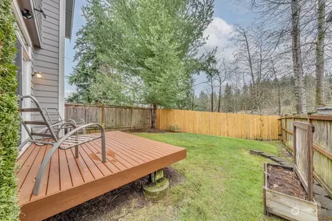 Exterior - 7510 Broadway #14, Everett, WA 98203 photo 6 of 8