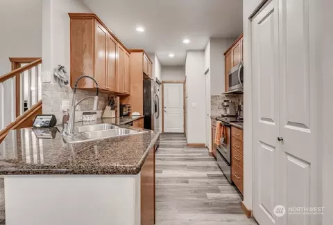 Kitchen - 7510 Broadway #14, Everett, WA 98203 photo 2 of 7