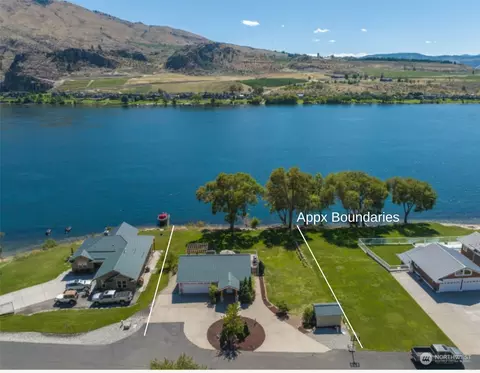 2175 Summer Camp Rd, Chelan, WA 98816