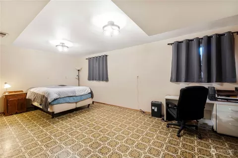 Bedroom - 43119 234th Pl SE, Enumclaw, WA 98022 photo 4 of 5