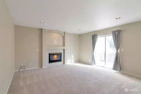 Living - 5819 12th Ave W, Everett, WA 98203 photo 2 of 2