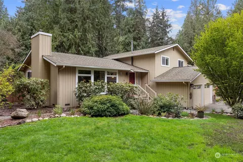 19613 NE 162nd St, Woodinville, WA 98077