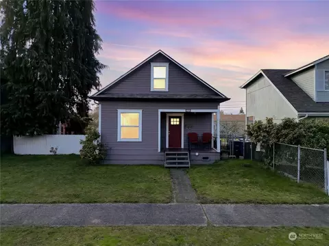 6044 S Alder St, Tacoma, WA 98409