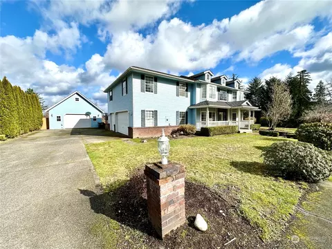21103 7th Street Ct E, Lake Tapps, WA 98391