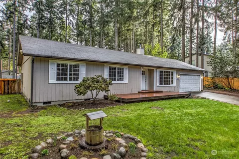 18203 E Clear Lake Blvd SE, Yelm, WA 98597