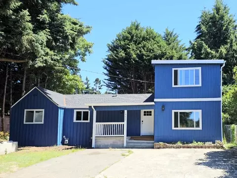 19628 8th Ave S, Des Moines, WA 98148