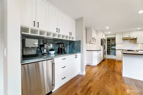 Kitchen - 14406 24th Ave SE, Mill Creek, WA 98012 photo 1 of 4