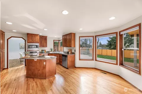 Kitchen - 23910 21st Dr SE, Bothell, WA 98021 photo 1 of 5