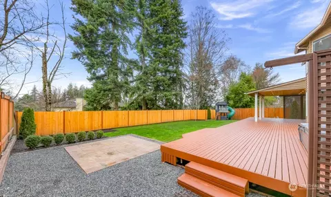 Exterior - 23910 21st Dr SE, Bothell, WA 98021 photo 6 of 11