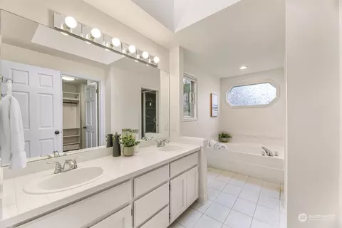 Bath - 23910 21st Dr SE, Bothell, WA 98021 photo 2 of 4