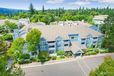 3935 226th Pl SE #308, Issaquah, WA 98029