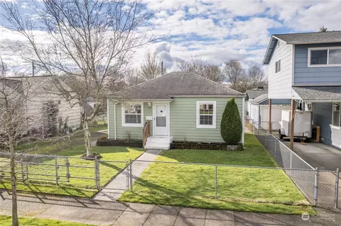 959 20th Ave, Longview, WA 98632 photo 2