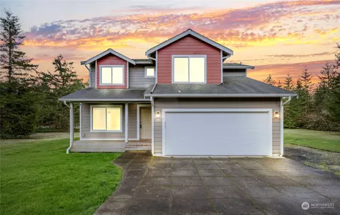 122 Nakano Ln, Toledo, WA 98591