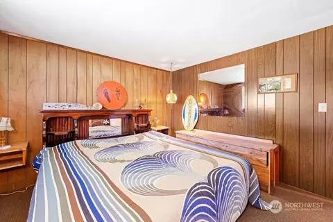 Bedroom - 1303 198th St, Long Beach, WA 98631 photo 4 of 6