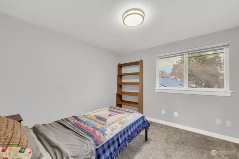 Bedroom - 718 198th Pl SE, Bothell, WA 98012 photo 2 of 4