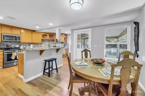 Dining - 718 198th Pl SE, Bothell, WA 98012 photo 1 of 2