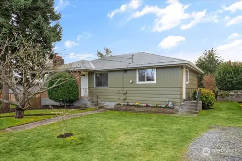 705 NW 90th St, Seattle, WA 98117
