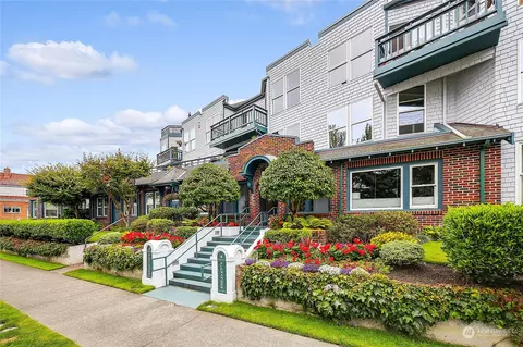 2920 Alki Ave SW #410, Seattle, WA 98116
