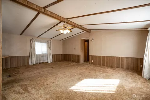 2230 Estero Ave, Enumclaw, WA 98022 photo 9