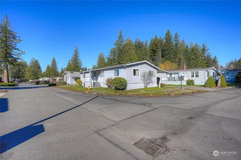 2230 Estero Ave, Enumclaw, WA 98022 photo 3