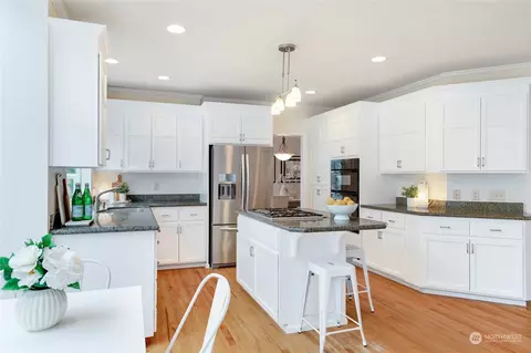 Kitchen - 3019 213th St SE, Bothell, WA 98021 photo 2 of 3