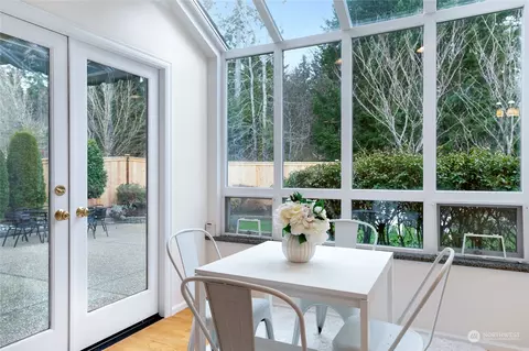 Dining - 3019 213th St SE, Bothell, WA 98021 photo 2 of 4