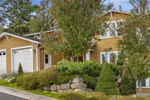 625 Argyle Ave #C, Friday Harbor, WA 98250