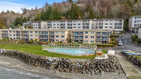 10203 47th Ave SW #B18, Seattle, WA 98146