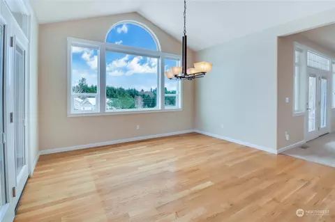 Dining - 183 Garrett Loop, Chehalis, WA 98532 photo 2 of 2