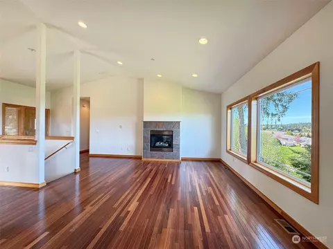 Living - 104 Hilltop Dr #C, Sequim, WA 98382 photo 5 of 8