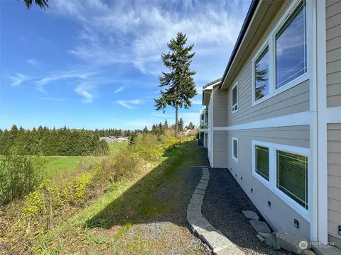 Exterior - 104 Hilltop Dr #C, Sequim, WA 98382 photo 4 of 8