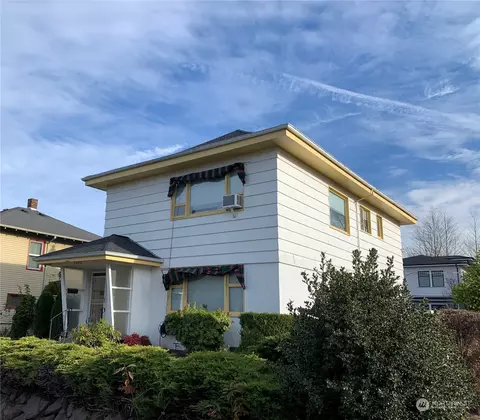 2402 1st Ave N, Seattle, WA 98109