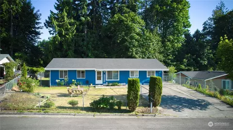 705 NE Normandy Dr, Bremerton, WA 98310