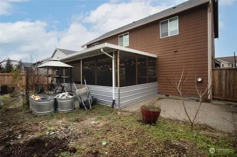 Exterior - 17924 15th Ave E, Spanaway, WA 98387 photo 5 of 10